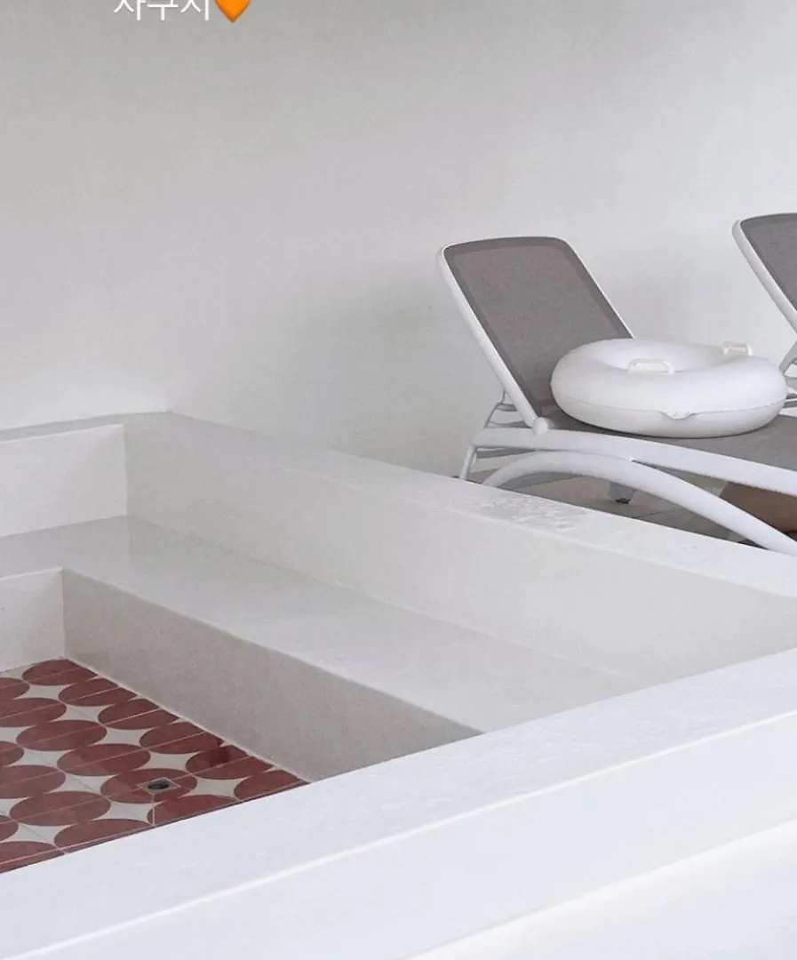 Ocaso Private Pool Villa 済州市